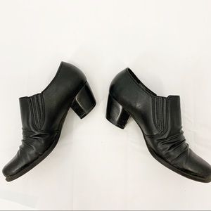Baretraps Reagen Black Booties Shoes